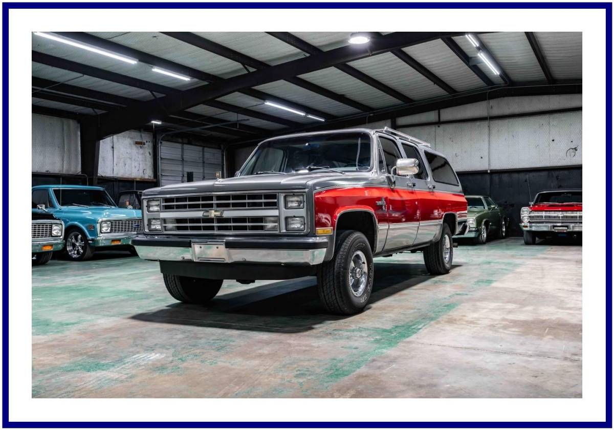 Chevrolet Suburban 4x4  1987