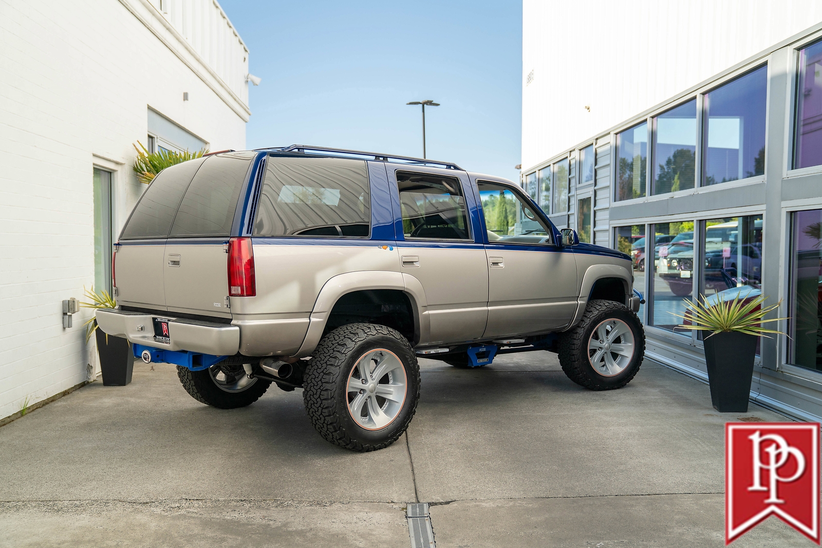Chevrolet-Tahoe-1995-12