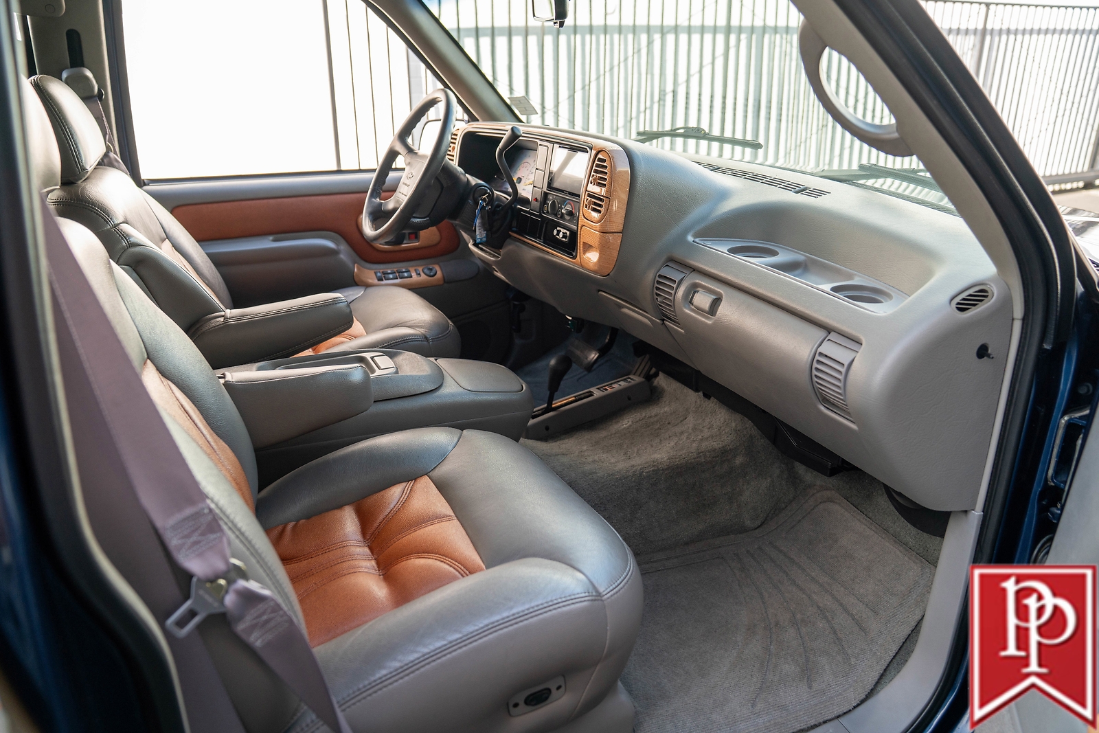 Chevrolet-Tahoe-1995-36