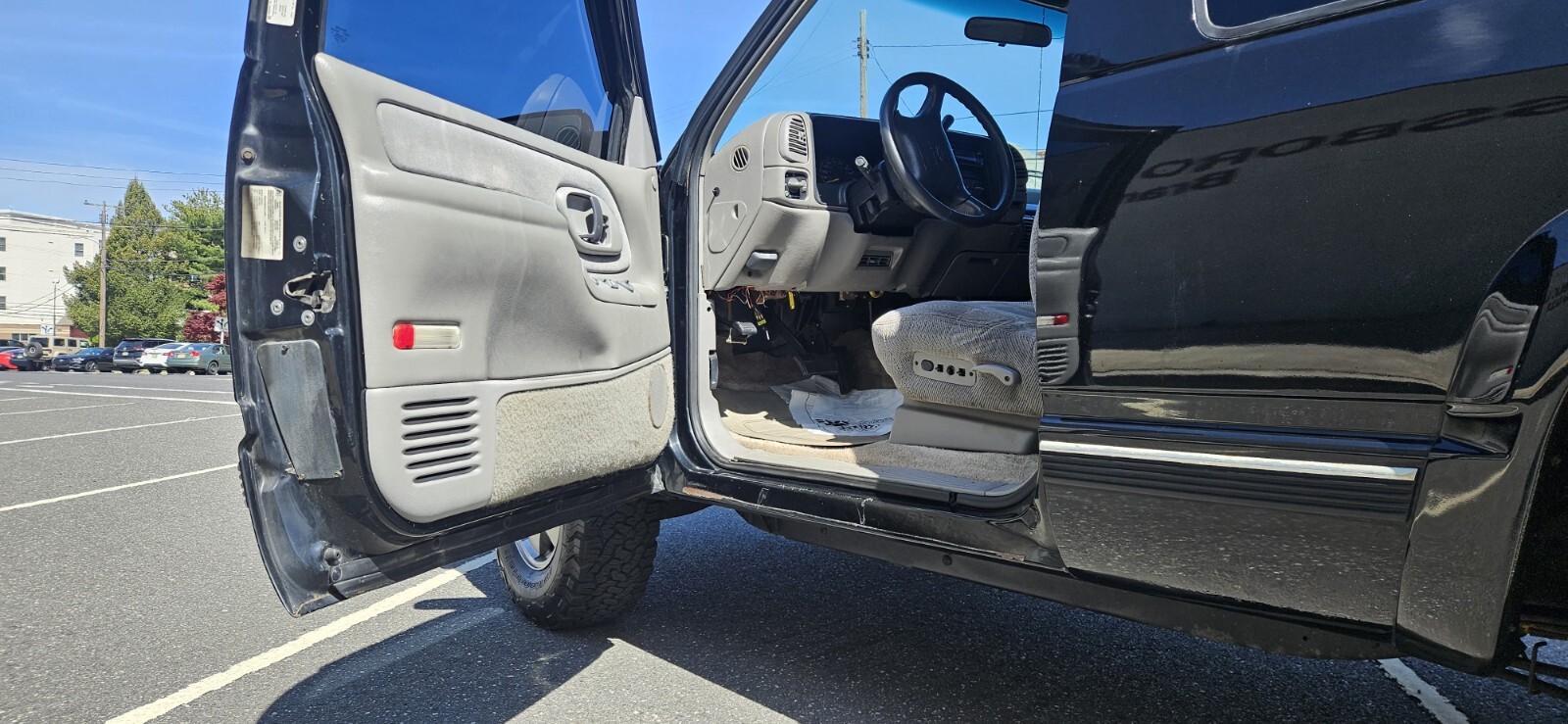 Chevrolet-Tahoe-1995-SUV-17