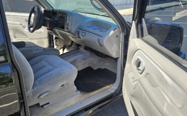 Chevrolet-Tahoe-1995-SUV-19