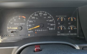Chevrolet-Tahoe-1995-SUV-21