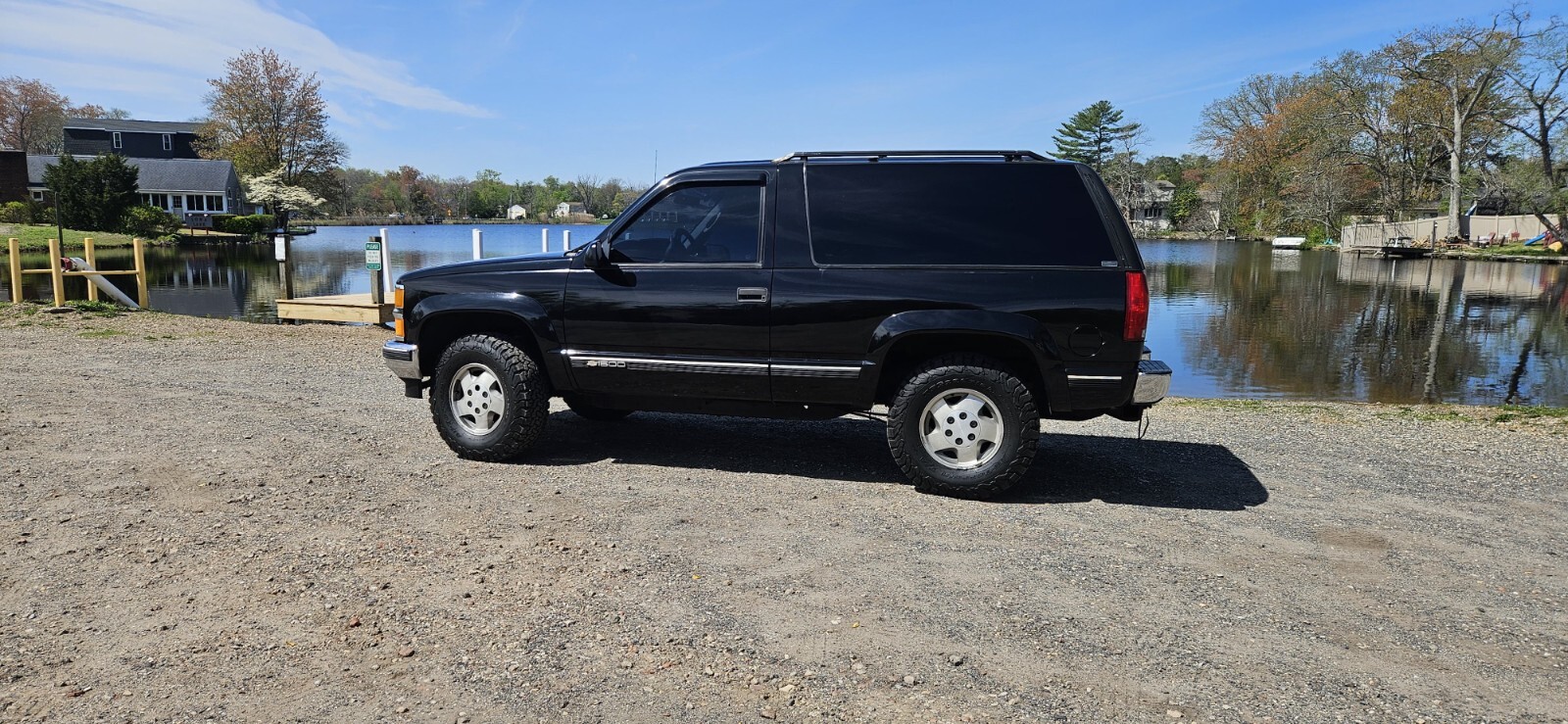 Chevrolet-Tahoe-1995-SUV-3