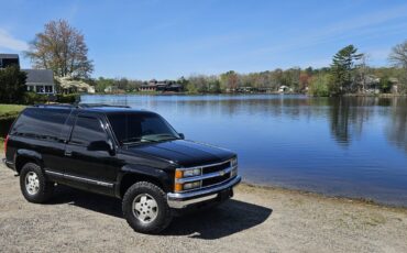Chevrolet-Tahoe-1995-SUV