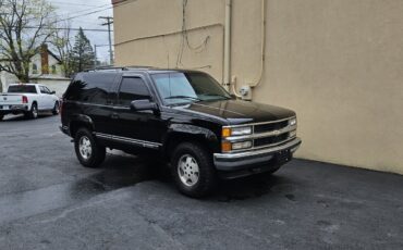 Chevrolet-Tahoe-1995-SUV-6