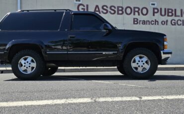 Chevrolet-Tahoe-1995-SUV-9