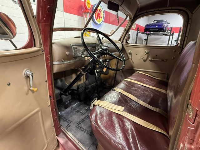 Chevrolet-Truck-1946-20