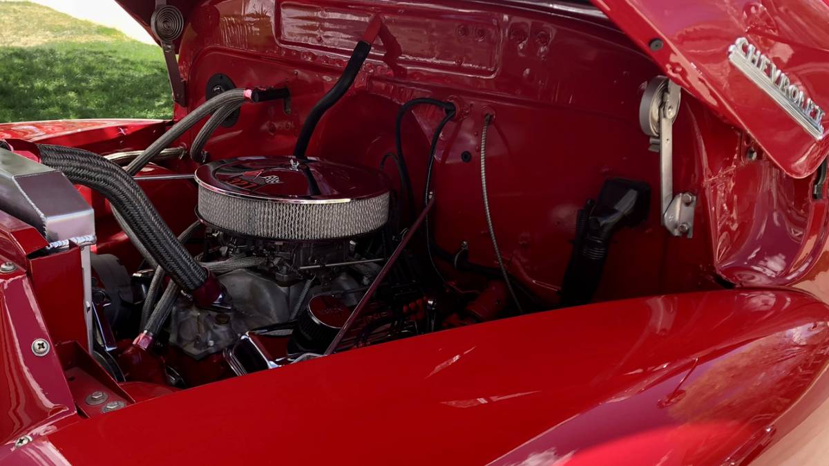 Chevrolet-Truck-1949-red-10