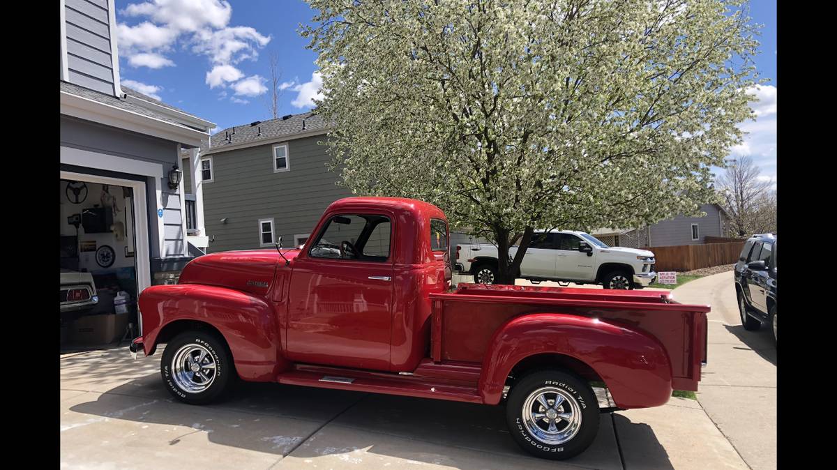Chevrolet-Truck-1949-red-21