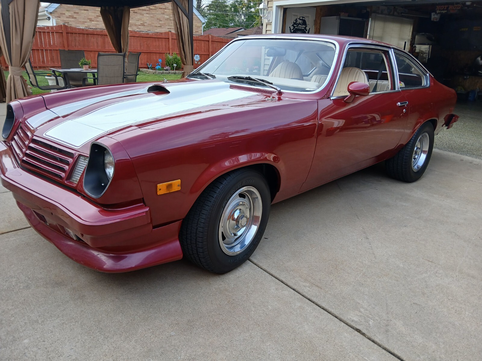 Chevrolet-Vega-1974-Hatchback-2