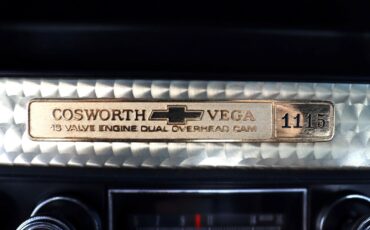 Chevrolet-Vega-1975-Coupe-20