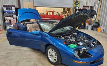 Chevrolet-Z28-camaro-convertible-1995-blue-4