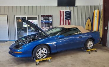 Chevrolet-Z28-camaro-convertible-1995-blue-8