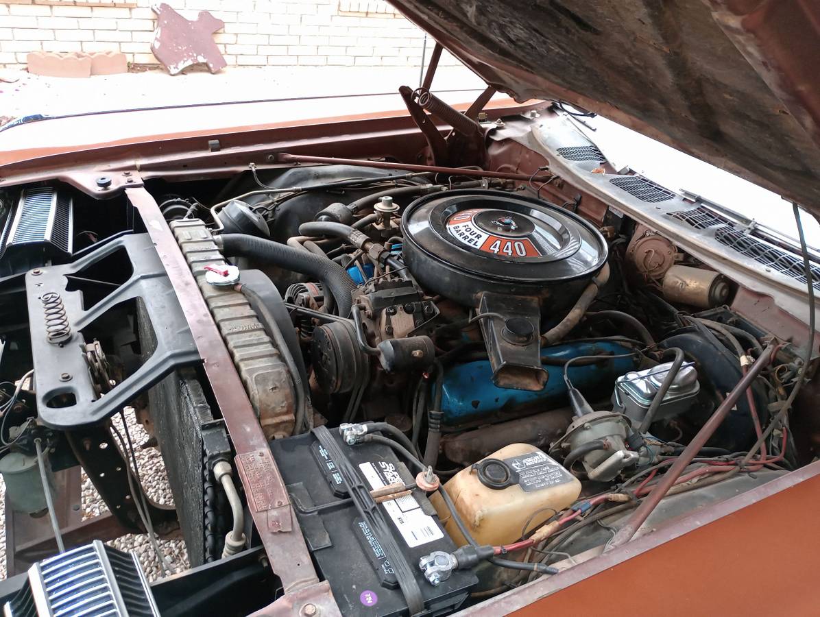 Chrysler-300-1971-brown-11