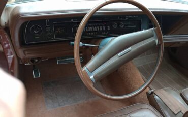 Chrysler-300-1971-brown-4
