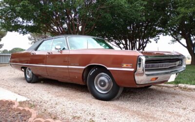 Chrysler 300  1971 brown