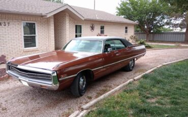 Chrysler-300-1971-brown-5