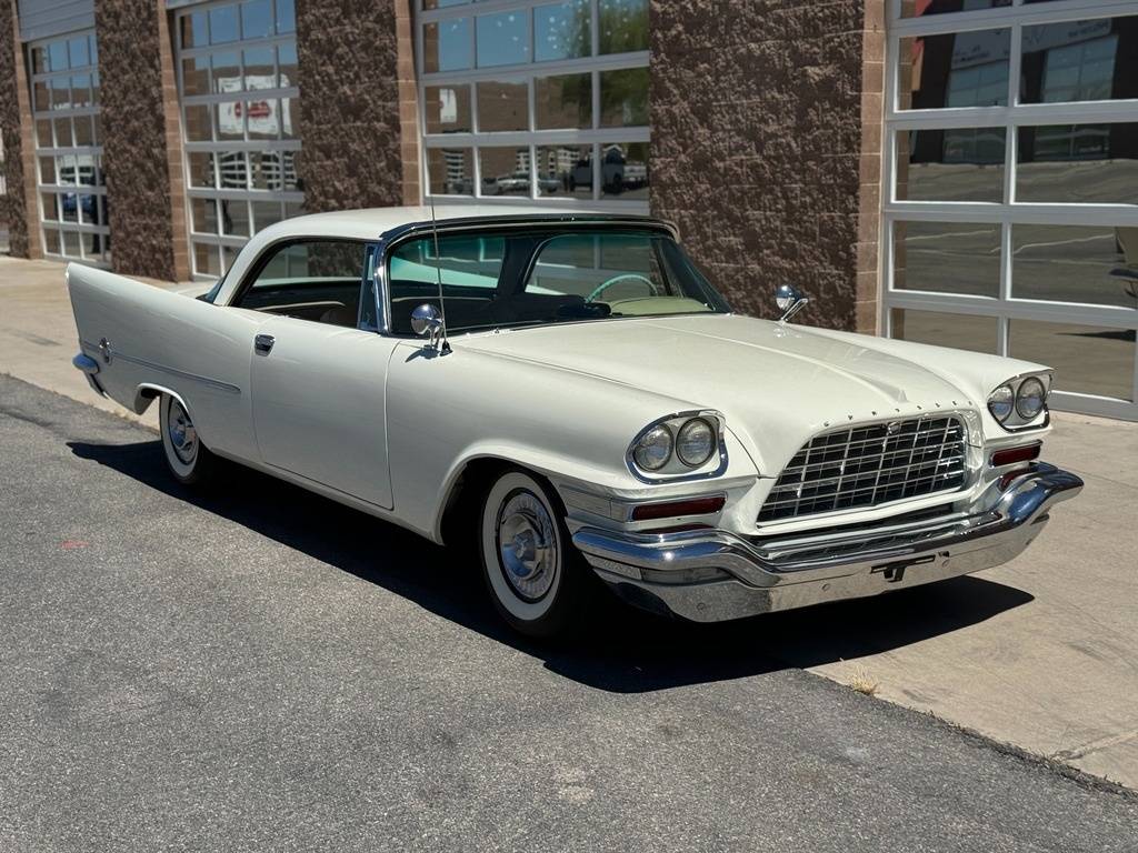 Chrysler-300c-1957-white-1