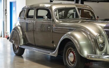 Chrysler-Airflow-Series-C-11-1936-4-Door-Sedan-10