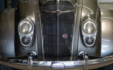 Chrysler-Airflow-Series-C-11-1936-4-Door-Sedan-14