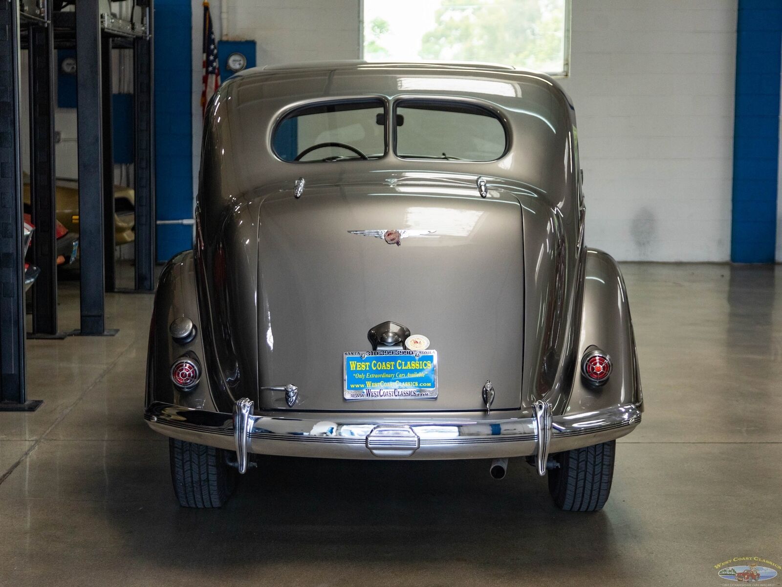 Chrysler-Airflow-Series-C-11-1936-4-Door-Sedan-16