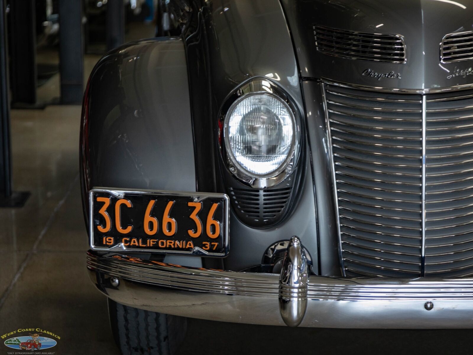 Chrysler-Airflow-Series-C-17-1937-2-Door-Coupe-13