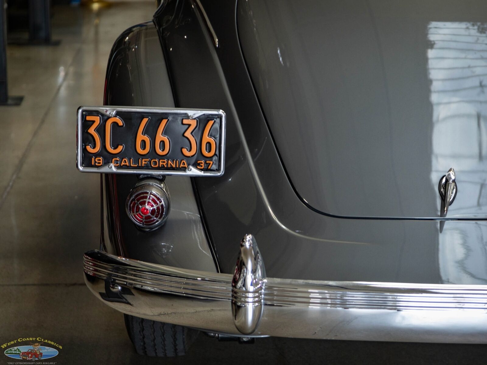 Chrysler-Airflow-Series-C-17-1937-2-Door-Coupe-17
