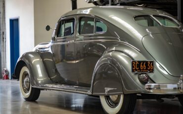 Chrysler-Airflow-Series-C-17-1937-2-Door-Coupe-21