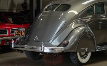 Chrysler-Airflow-Series-C-17-1937-2-Door-Coupe-24