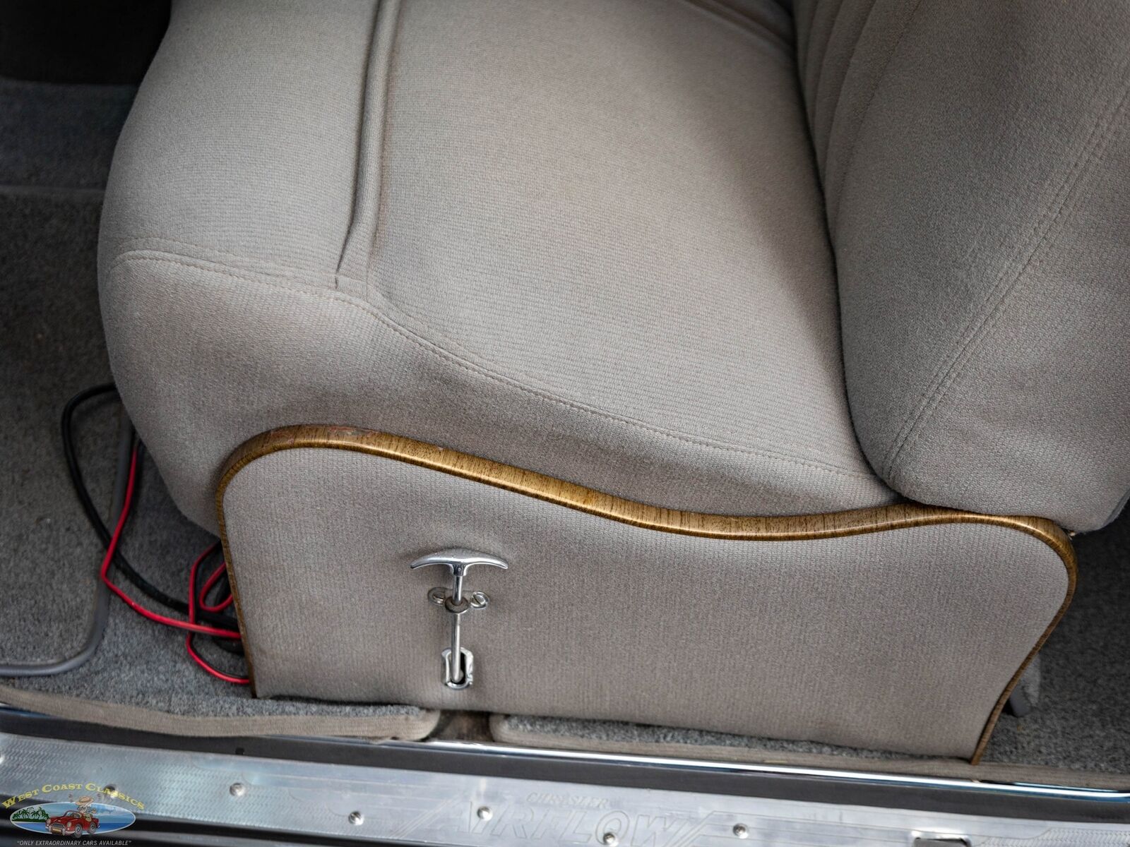 Chrysler-Airflow-Series-C-17-1937-2-Door-Coupe-29