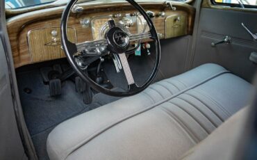 Chrysler-Airflow-Series-C-17-1937-2-Door-Coupe-30