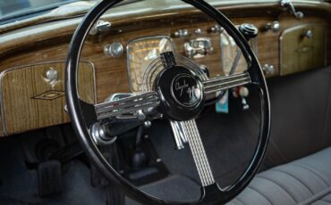 Chrysler-Airflow-Series-C-17-1937-2-Door-Coupe-32