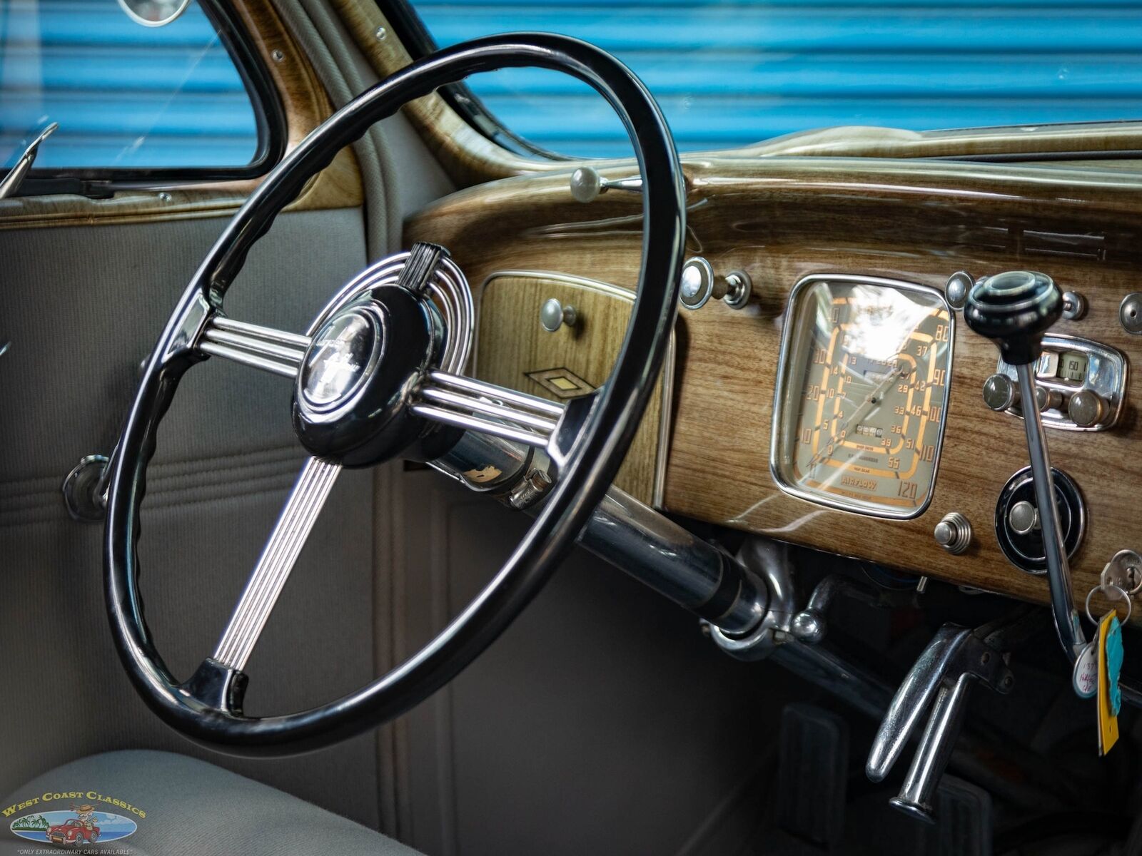 Chrysler-Airflow-Series-C-17-1937-2-Door-Coupe-39