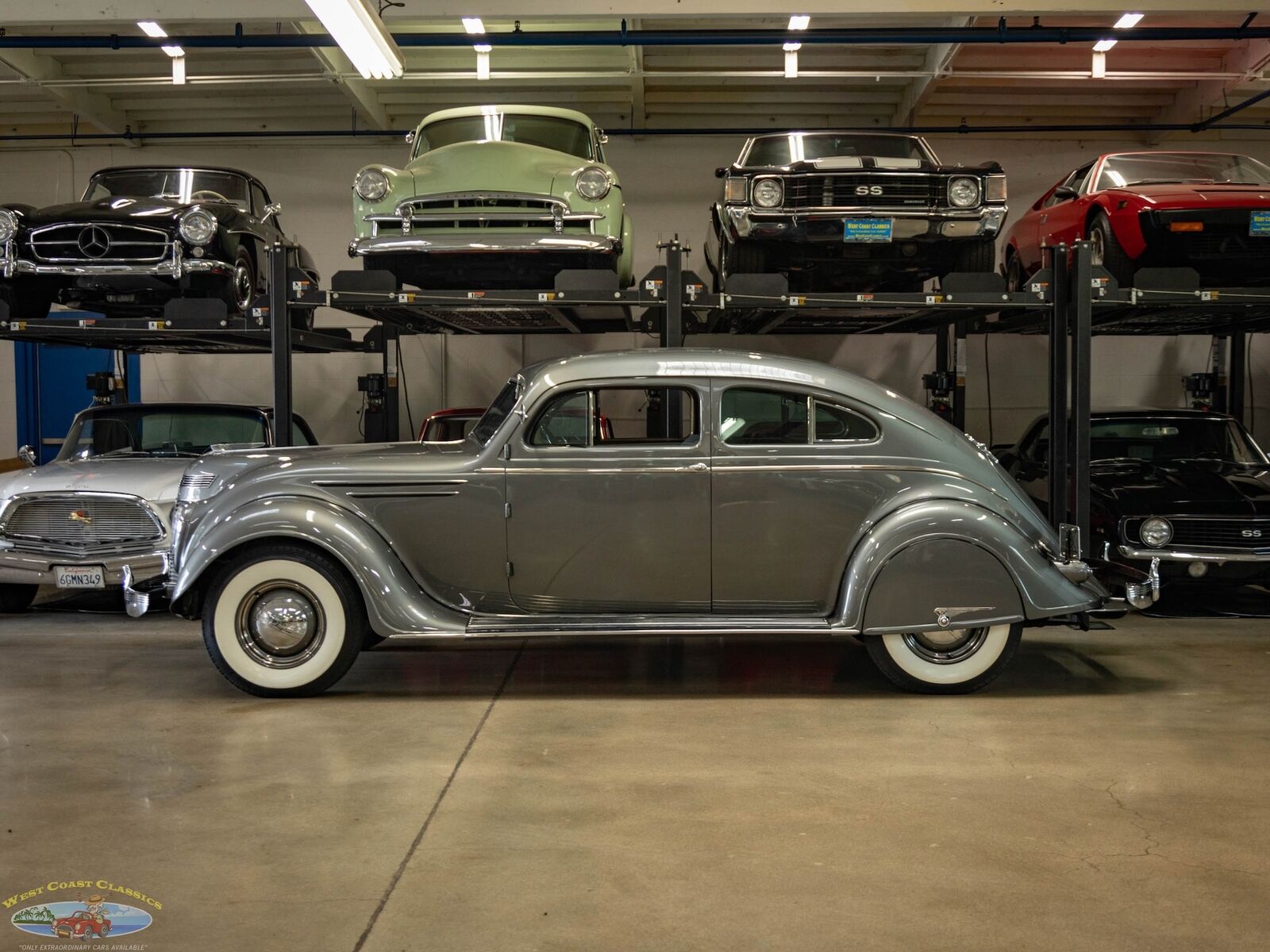 Chrysler-Airflow-Series-C-17-1937-2-Door-Coupe-5
