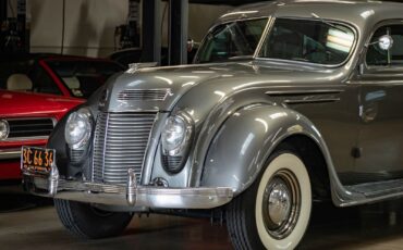 Chrysler-Airflow-Series-C-17-1937-2-Door-Coupe-7