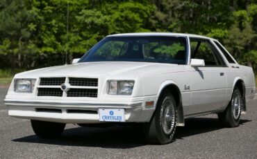 Chrysler-Cordoba-1980-Coupe