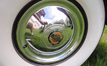 Chrysler-Imperial-1950-grey-23