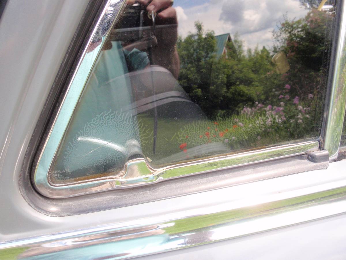 Chrysler-Imperial-1950-grey-5