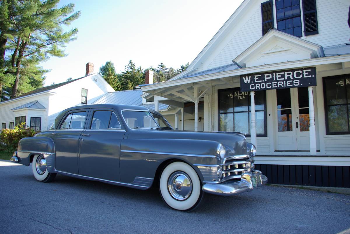 Chrysler-Imperial-1950-grey