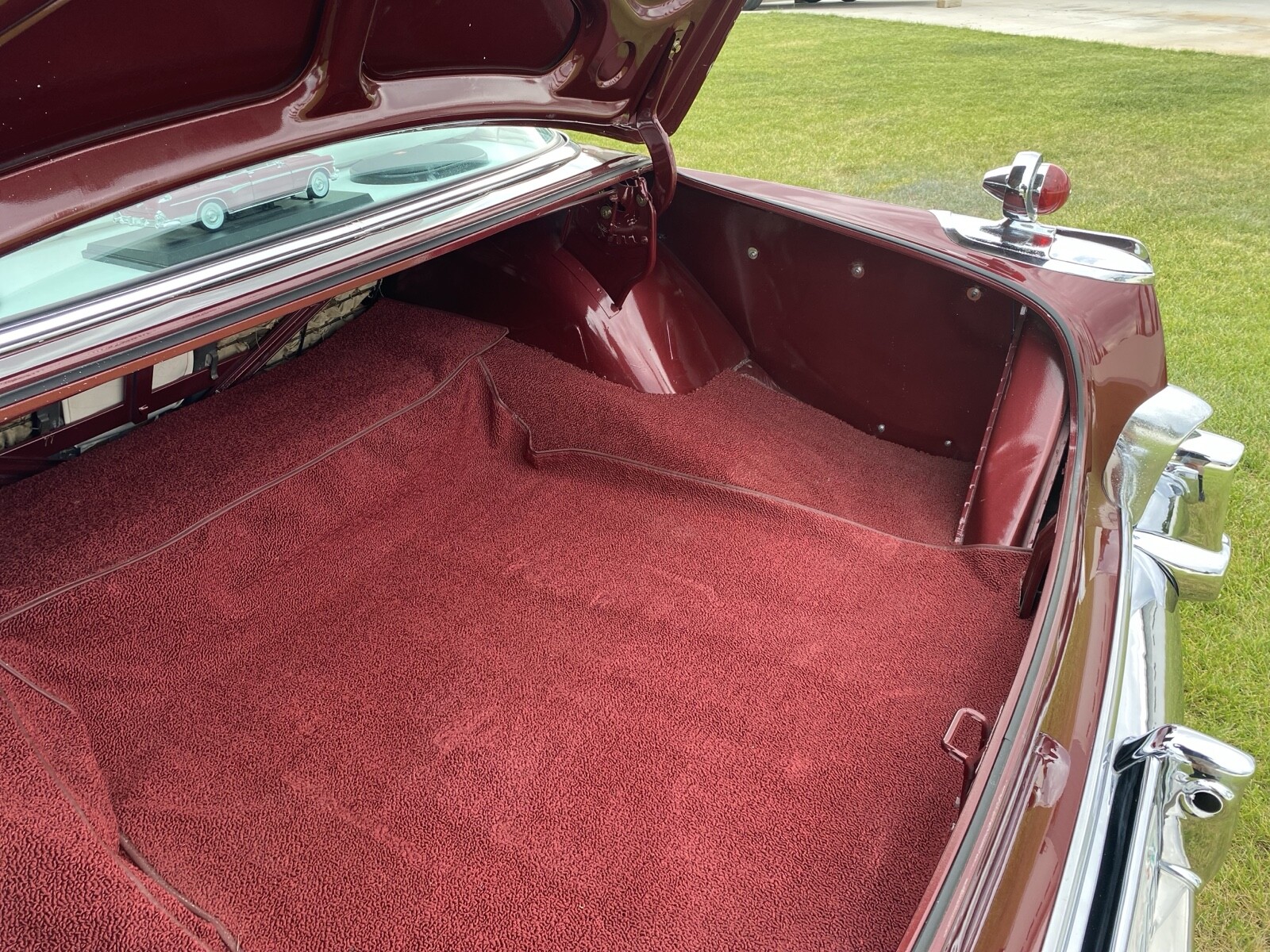 Chrysler-Imperial-1955-Sedan-28