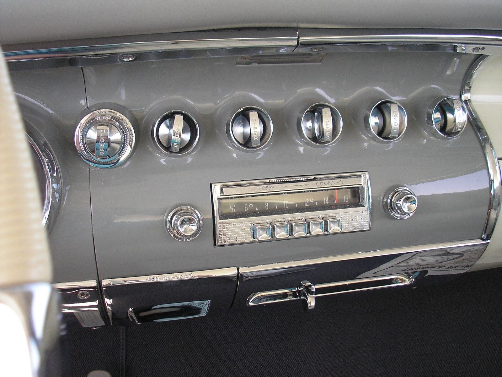 Chrysler-Imperial-1956-Coupe-16