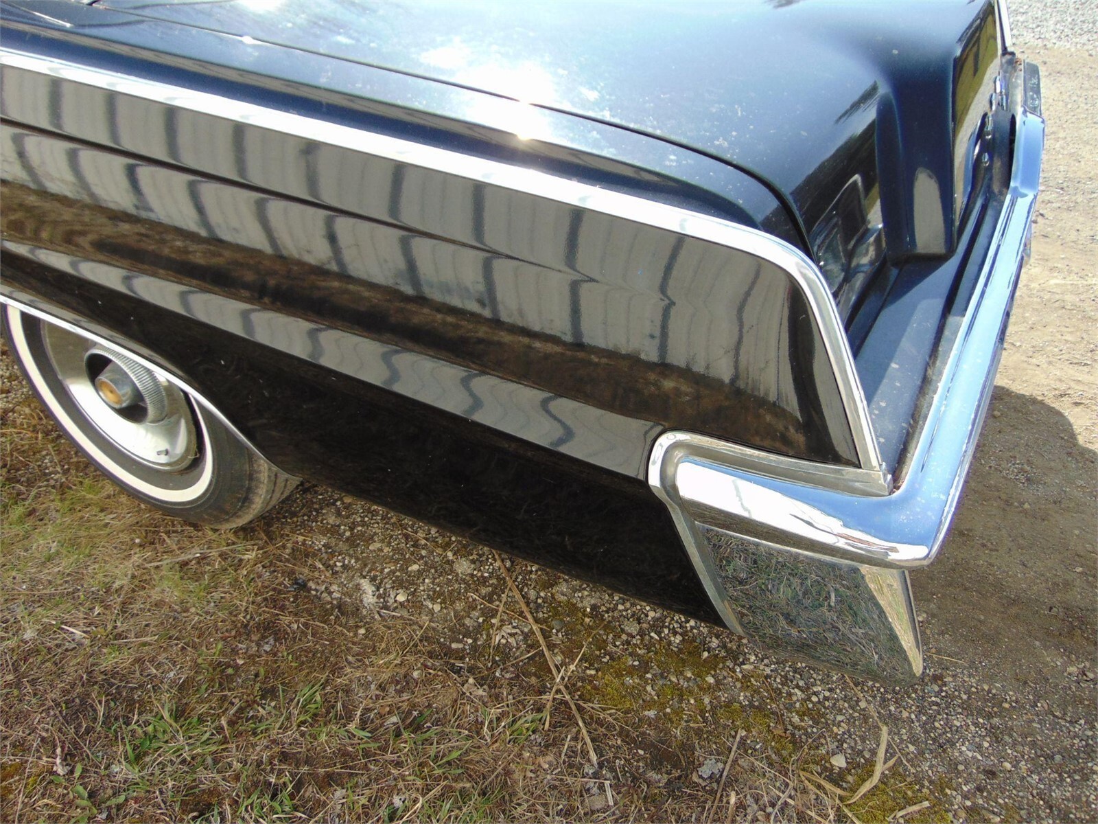 Chrysler-Imperial-1965-Hardtop-27