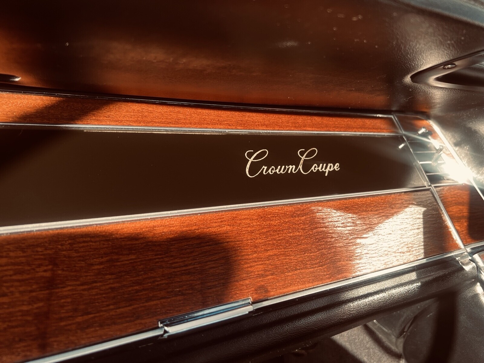 Chrysler-Imperial-1967-Coupe-17