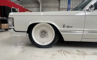 Chrysler-Imperial-1967-Coupe-5