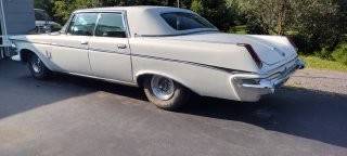 Chrysler Imperial lebaron  1963 white