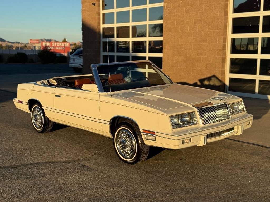Chrysler-Le-baron-1982-white-1