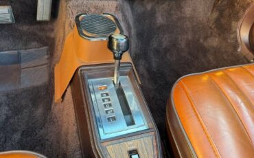 Chrysler-Le-baron-1982-white-12
