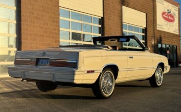 Chrysler-Le-baron-1982-white-2