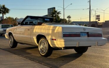 Chrysler-Le-baron-1982-white-4