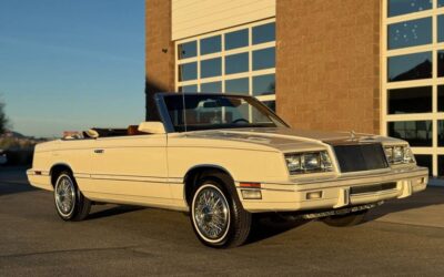 Chrysler Le baron  1982 white